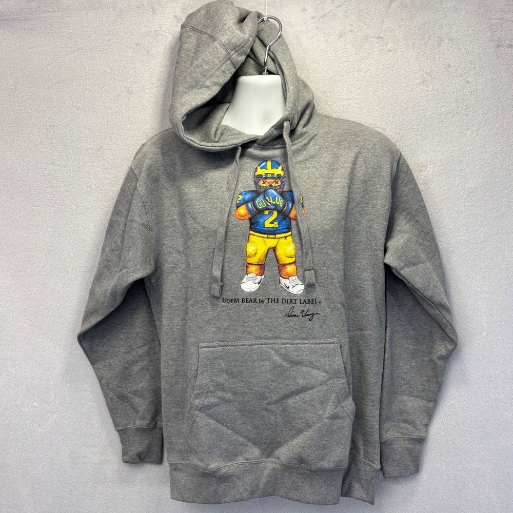 NEW U of M The Dirt Label TDL Hoodie Mens Medium Gray Bear Fleece Sweatshirt